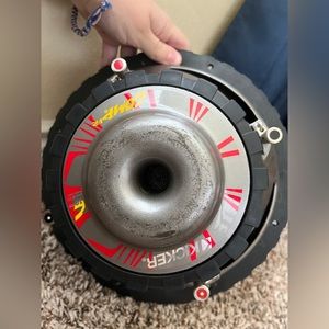 2 Original Kicker CVRs 10 in speakers